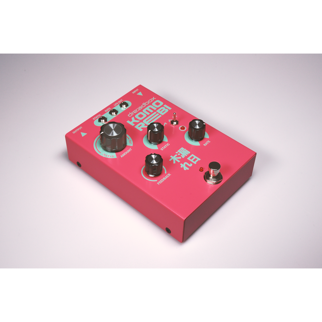 Pedale chorus flanger Dreadbox Komorebi, vista angolata da sinistra