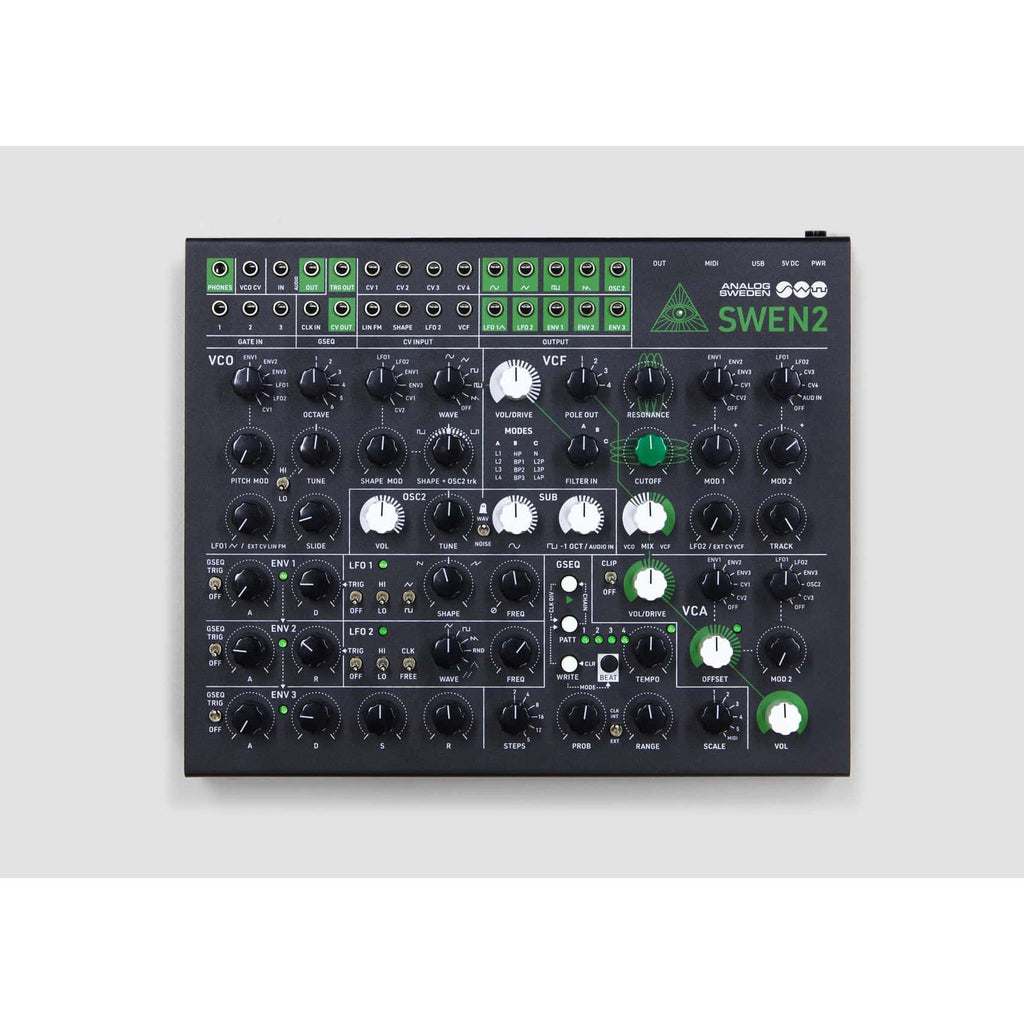 Pannello superiore del sintetizzatore analogico SWEN2 con sezione patch